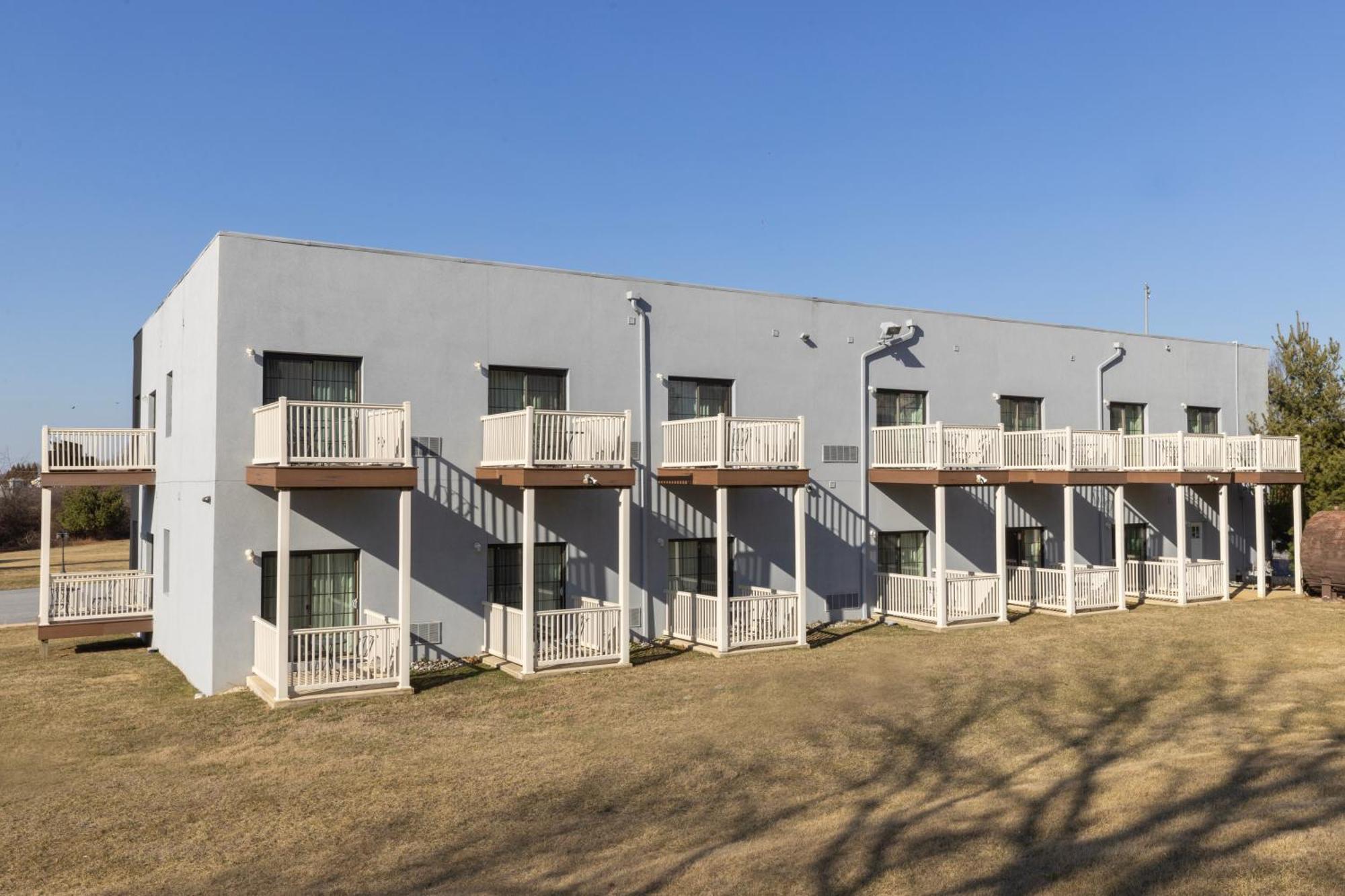 ווסט צ'סטר Brinton Suites מראה חיצוני תמונה