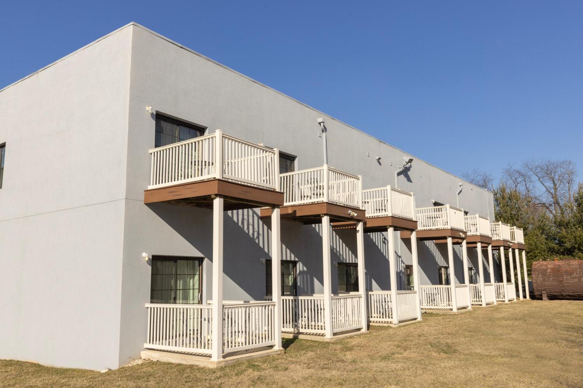 ווסט צ'סטר Brinton Suites מראה חיצוני תמונה